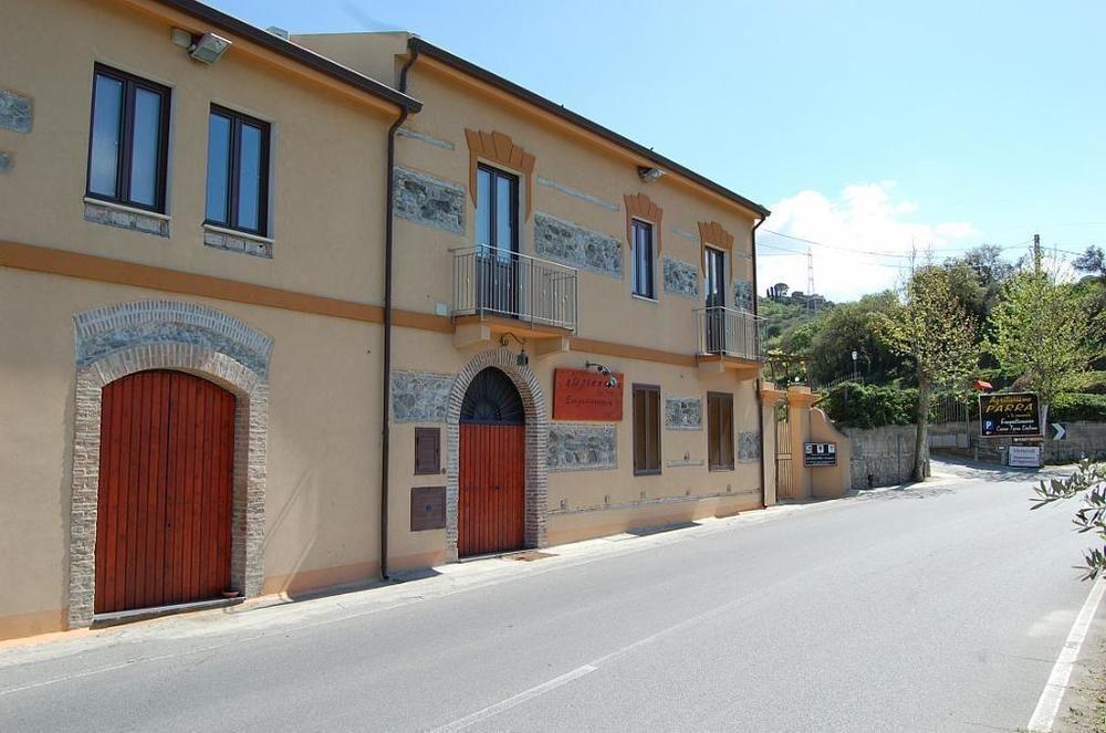 Santa Lucia del Mela Agriturismo Parra מראה חיצוני תמונה
